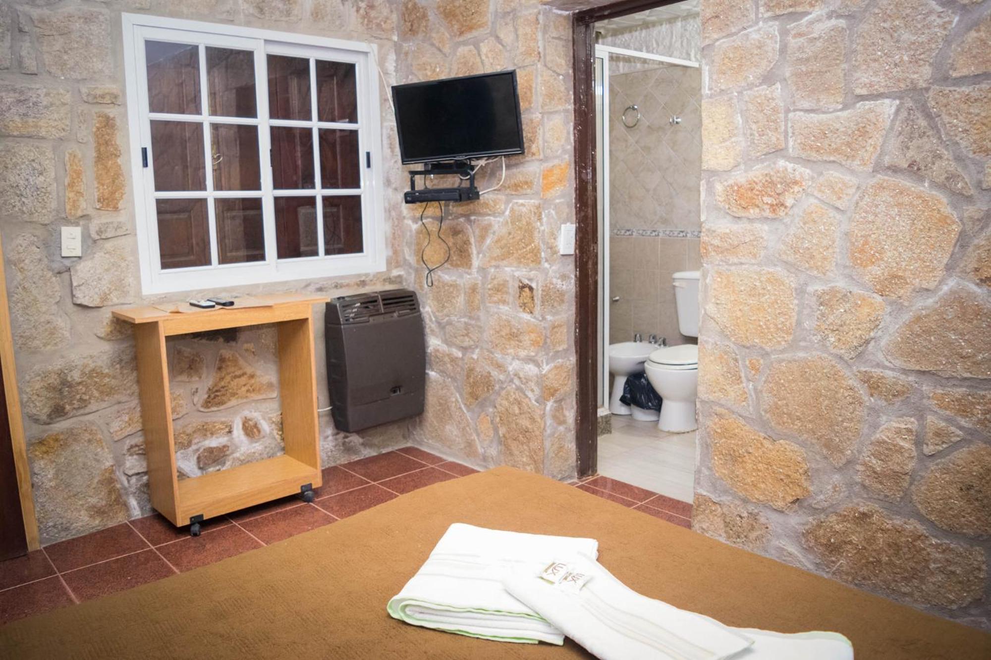 Hostal "El Tomolasta" La Carolina Cameră foto